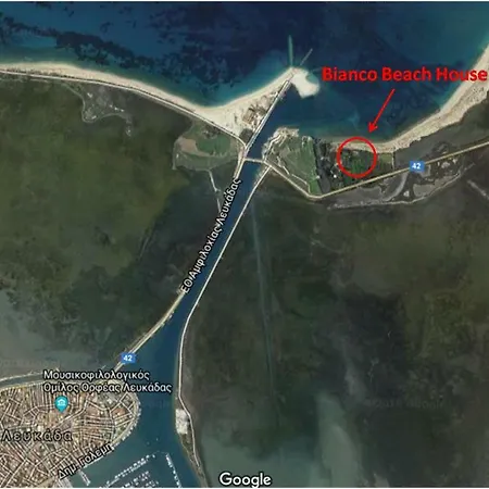 Bianco Beach House بيت للعطل Lefkáda